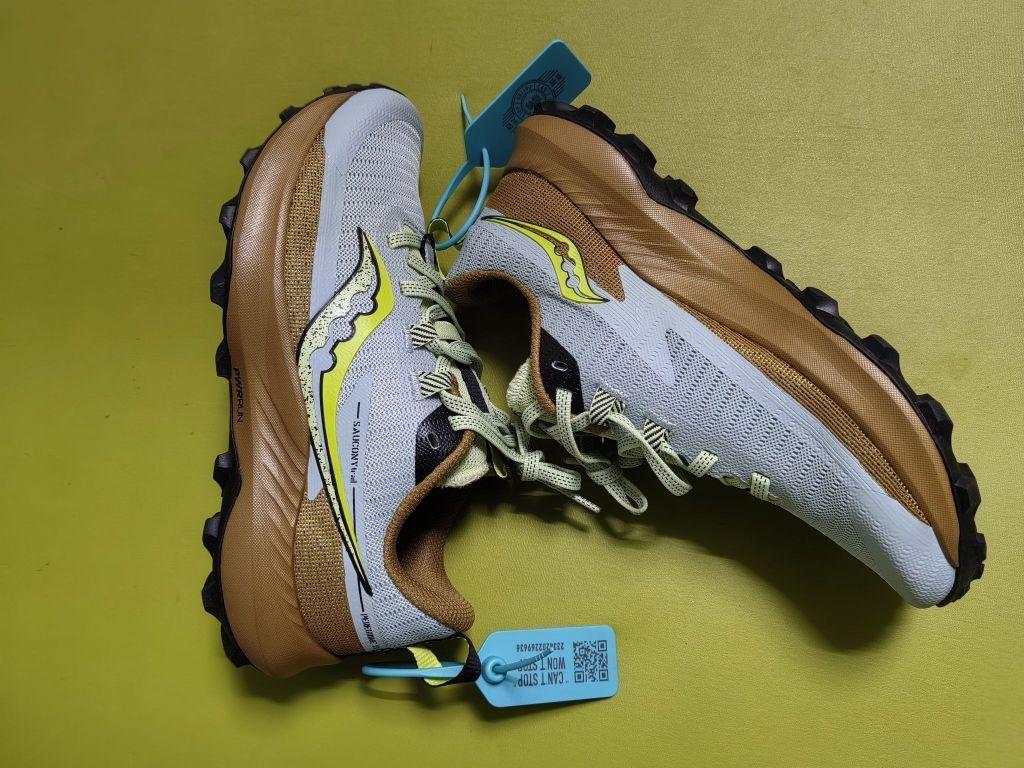 跑鞋天花板索康尼,号称跑鞋中的劳斯莱斯,质量上乘,脚感无敌,穿过的宝子都说香,我也来一双感受一下。